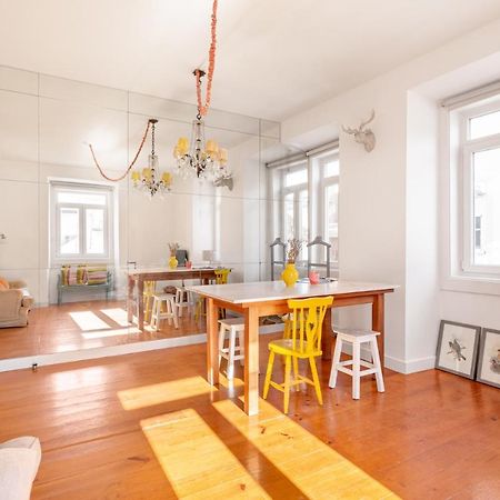 Joivy Chic 2Br Apt In Bairro Alto, 2Mins To Sao Pedro De Alcantara Viewpoint Lisbon Bagian luar foto